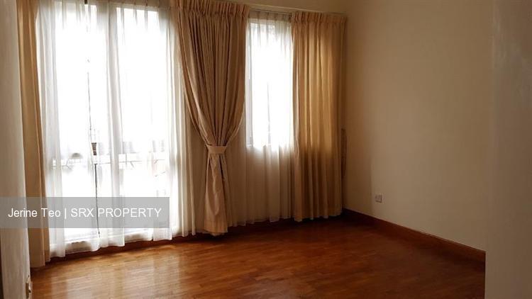 Dmanor (D16), Terrace #210877801